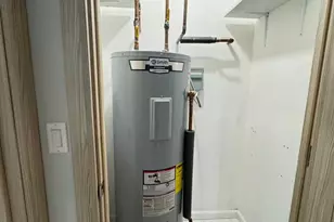 31-12 38th Ave, Long Island City, NY 11101 - Photo 14