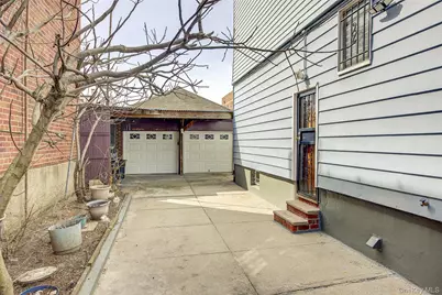 95-18 91st Street, Ozone Park, NY 11416 - Photo 30