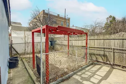 95-18 91st Street, Ozone Park, NY 11416 - Photo 32