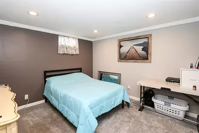 20-22 Broadlawn Drive, Central Islip, NY 11722 - Photo 38