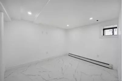 8525 151st Street, Briarwood, NY 11432 - Photo 32