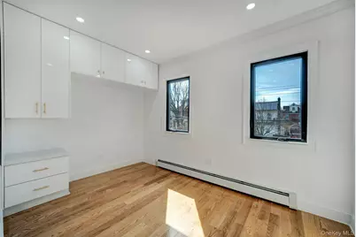 8525 151st Street, Briarwood, NY 11432 - Photo 26