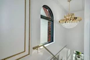 8525 151st St, Briarwood, NY 11432 - Photo 20