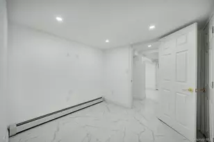 8525 151st St, Briarwood, NY 11432 - Photo 30