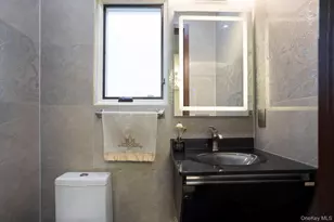 69-42 180th St, Fresh Meadows, NY 11365 - Photo 16