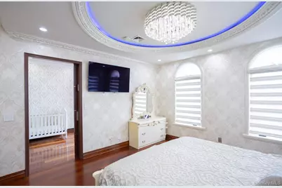 69-42 180th Street, Fresh Meadows, NY 11365 - Photo 22