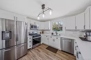 [Address not provided], North Babylon, NY 11703 - Photo 20