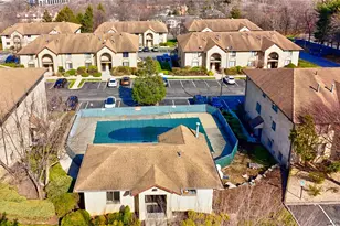 51 Omni Parc Dr, Nanuet, NY 10954 - Photo 4