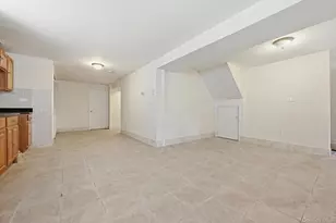 61-16 161st St, Flushing, NY 11365 - Photo 18