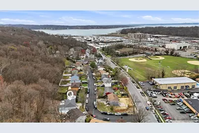 9 Harmony Lane, Glen Cove, NY 11542 - Photo 20