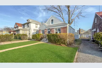 224 Windsor Parkway, Hempstead, NY 11550 - Photo 4