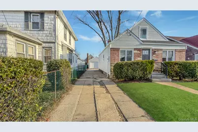 224 Windsor Parkway, Hempstead, NY 11550 - Photo 6