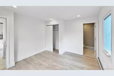 224 Windsor Parkway, Hempstead, NY 11550 - Photo 20