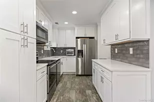 19 Paine Commons, Yaphank, NY 11980 - Photo 12