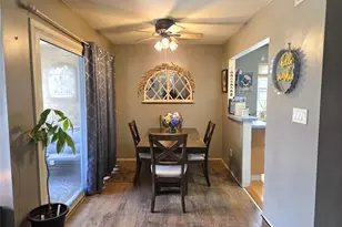 655 Middle Country, Coram, NY 11727 - Photo 10