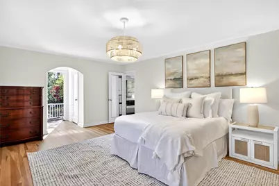 138 Payne Whitney Lane, Manhasset, NY 11030 - Photo 22