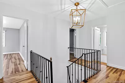 138 Payne Whitney Lane, Manhasset, NY 11030 - Photo 20