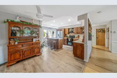 23 Wylde Road, Mount Sinai, NY 11766 - Photo 10