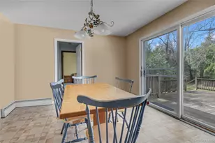 1 Peters Ln, Manhasset, NY 11030 - Photo 8