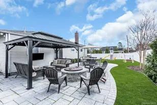 28 Rivera Ln, West Sayville, NY 11796 - Photo 22