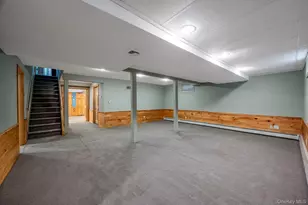 136 Mill Rd, Manorville, NY 11949 - Photo 36