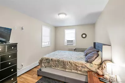 6 Oakwood Avenue, Ronkonkoma, NY 11779 - Photo 10