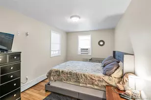 6 Oakwood Ave, Ronkonkoma, NY 11779 - Photo 10