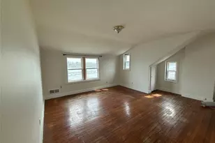 307 W Shore Rd, Huntington, NY 11743 - Photo 2