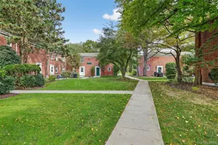 11 Fieldstone Dr, Hartsdale, NY 10530 - Photo 2