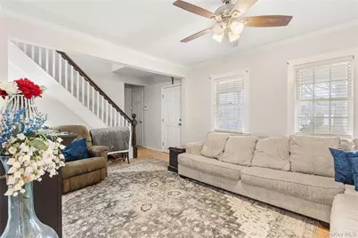 54 Christmas Street, North Babylon, NY 11703 - Photo 4