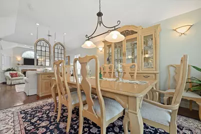 2953 Kinloch Road, Wantagh, NY 11793 - Photo 12