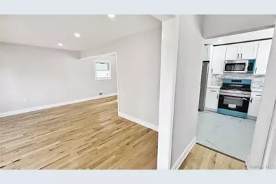 37 Decatur Street, Roosevelt, NY 11575 - Photo 12