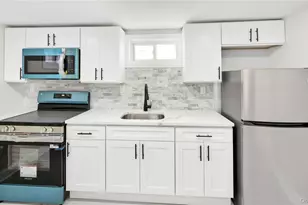 37 Decatur St, Roosevelt, NY 11575 - Photo 40