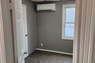 10 Charles St, Poughkeepsie, NY 12601 - Photo 8