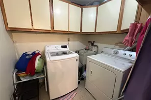 68-05 242nd St, Little Neck, NY 11362 - Photo 18