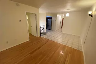 68-05 242nd St, Little Neck, NY 11362 - Photo 4