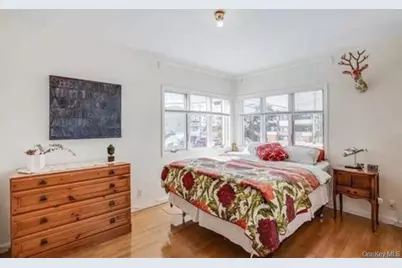 380 W Penn Street, Long Beach, NY 11561 - Photo 10