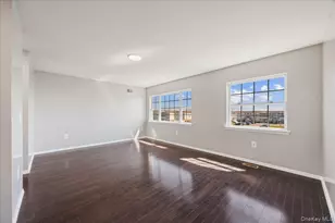 227 Surf Dr, Bronx, NY 10473 - Photo 22