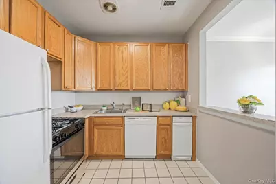 227 Surf Drive #138B, Bronx, NY 10473 - Photo 12