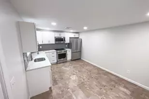 453 Vineyard Ave, Highland, NY 12528 - Photo 2