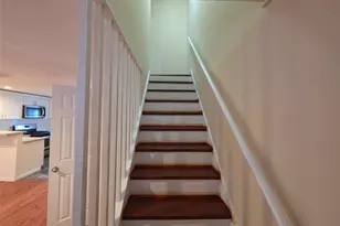 42 Hasbrouck St, Newburgh, NY 12550 - Photo 4