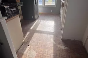 25 Buttercup Dr, Bohemia, NY 11716 - Photo 6