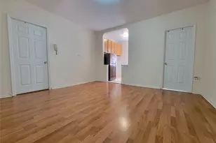 100-10 67th Rd, Forest Hills, NY 11375 - Photo 4