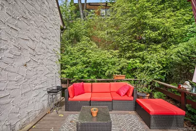 32 Thorn Avenue, Mount Kisco, NY 10549 - Photo 20