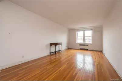 2090 Barnes Avenue #2H, Bronx, NY 10462 - Photo 4