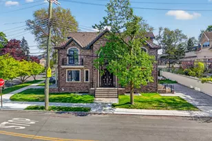 35-18 221st St, Bayside, NY 11361 - Photo 4