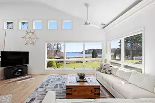 61 Factory Pond Rd, Locust Valley, NY 11560 - Photo 10