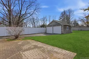 415 4th St, East Northport, NY 11731 - Photo 30