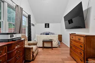 824 Lincoln Ave, Bohemia, NY 11716 - Photo 8