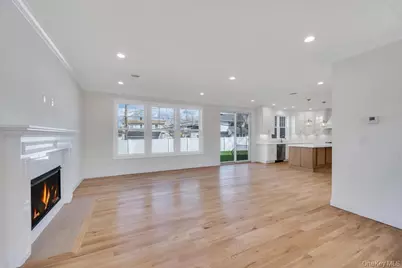 89 West Avenue, Hicksville, NY 11801 - Photo 16